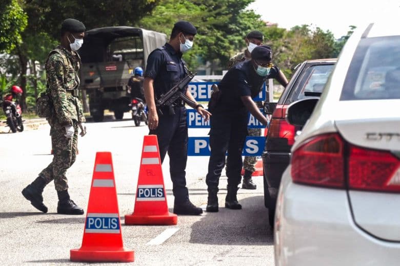 Coronavirus: Malaysia’s movement restrictions extended to April 14
